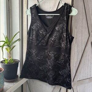Tek Gear Black Yoga Top with Gray Accents